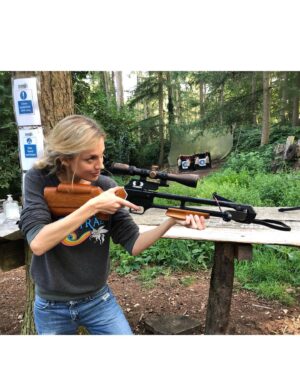 Bar Paly Instagram - The only type of RobinHooding I’m doing… 🏹🎯📈😅 #BowAndArrow #Arbalete