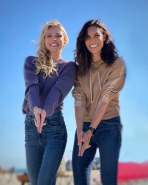 Bar Paly Instagram - The amount of fun had (& teeth exposed 😂😁) working with @danielaruah 👆

And TONIGHT’s episode is even more special, as I *finally!!! 🎉* got to be directed by this talented human. 
Don’t miss, all new @ncisla on @cbstv 🎬🎞 #NCISLA