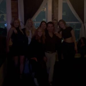 Barbara Alyn Woods Instagram - I don’t want to be anything other than me
#oth