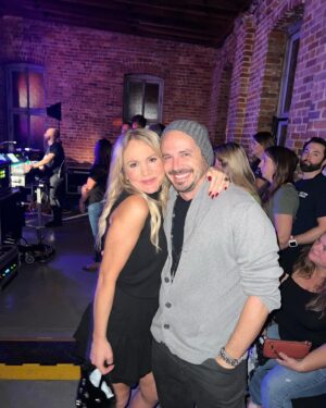 Barbara Alyn Woods Instagram - I don’t want to be anything other than me
#oth