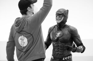Bárbara Muschietti Instagram - @andy_muschietti and a Barry.
@dctheflash #almostthere #theflash 🇦🇷Andy y un Barry #yallega 📸 by @cbj_photo
