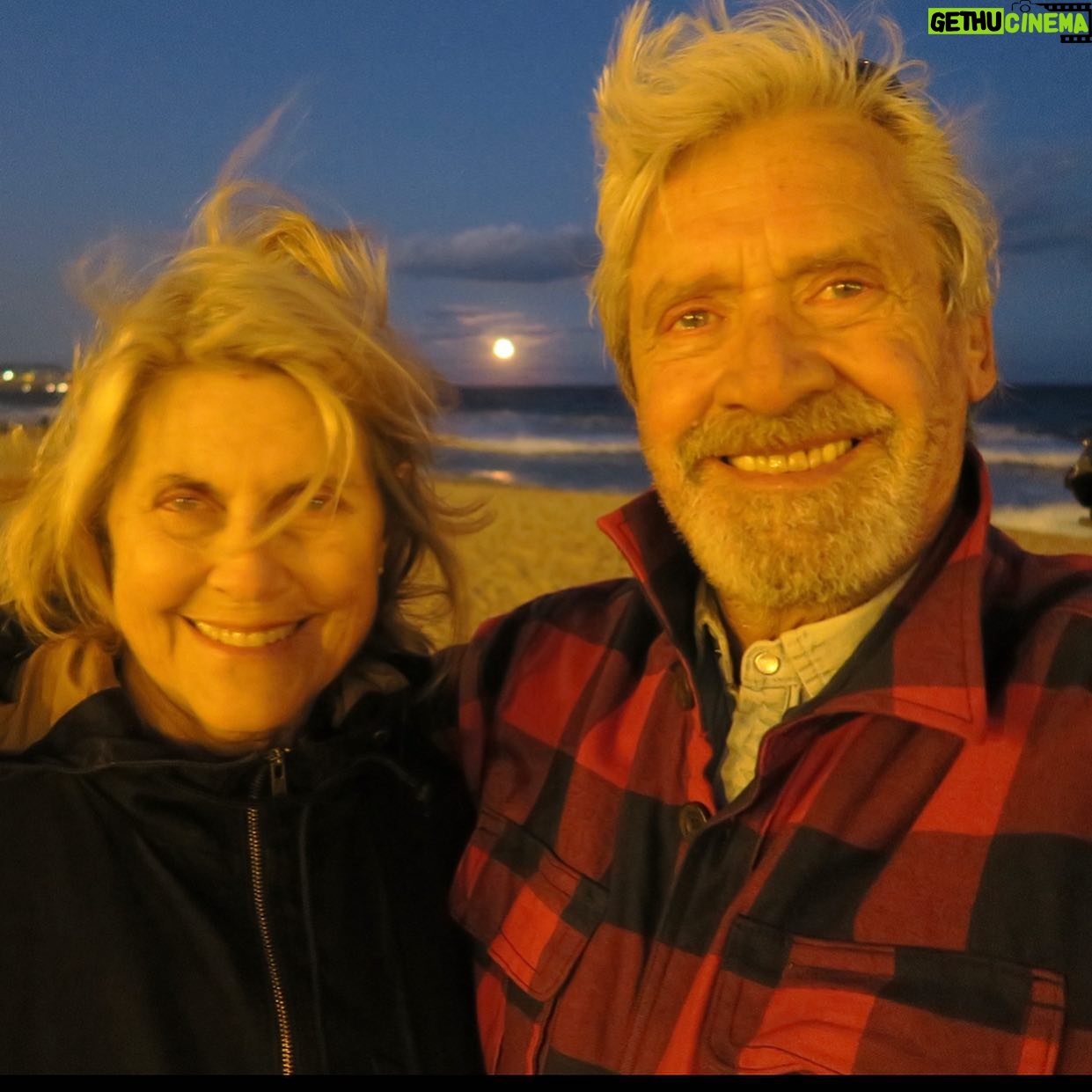 Bárbara Muschietti - 9.8K Likes - Papi Happy Birthday! Thank you for taking us everywhere when we were kids and thank you for letting us take you everywhere now that we are older. Greatest dad, best friend, best serve! Stop fighting with mom 🤣we love you hasta el infinito. 🇦🇷 Feliz cumple Pa! Gracias por llevarnos a todos lados cuando éramos chicos, y gracias por dejar que te llevemos a todos lados ahora que somos menos chicos . Mejor padre, mejor amigo, mejor saque. No te pelees con mami.🤣Te queremos hasta el infinito.