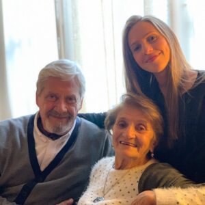 Bárbara Muschietti Instagram - Papi Happy Birthday! Thank you for taking us everywhere when we were kids and thank you for letting us take you everywhere now that we are older. Greatest dad, best friend, best serve! Stop fighting with mom 🤣we love you hasta el infinito. 🇦🇷 Feliz cumple Pa! Gracias por llevarnos a todos lados cuando éramos chicos, y gracias por dejar que te llevemos a todos lados ahora que somos menos chicos . Mejor padre, mejor amigo, mejor saque. No te pelees con mami.🤣Te queremos hasta el infinito.