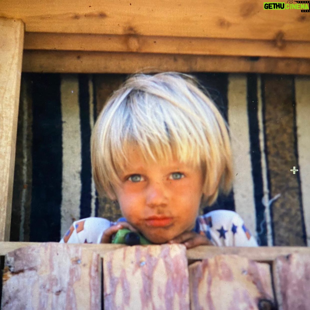 Bárbara Muschietti - 18.9K Likes - Happy Birthday to my little brother. I love you so much. Thank you for keeping cool when I go crazy, and for going crazy when I stay cool. 🇦🇷Feliz cumple aparato. Te quiero mucho ! Gracias por bancarme cuando tengo un tornillo suelto, y gracias por ponerte histérico cuando yo me la banco! Funca!