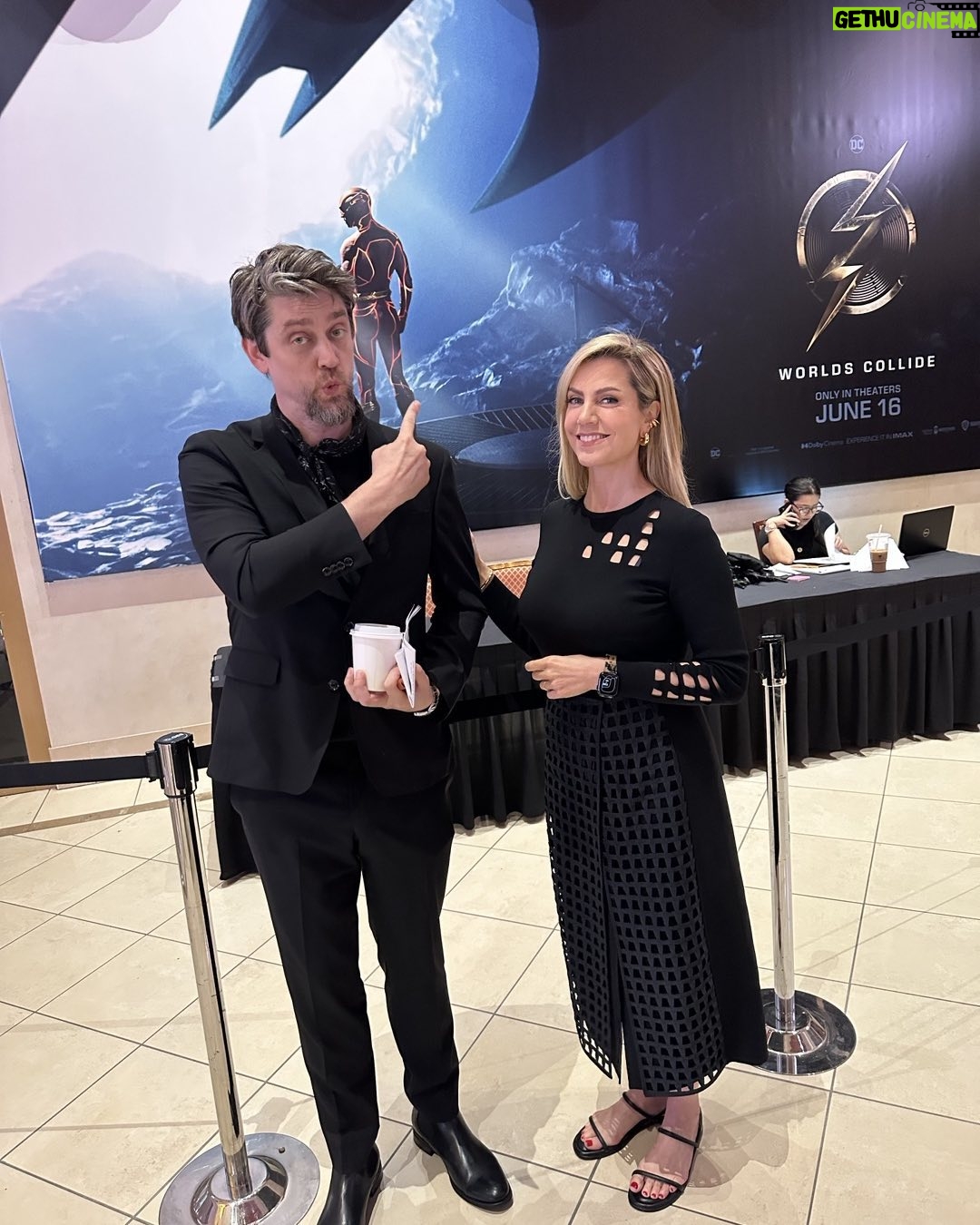 Bárbara Muschietti - 8.8K Likes - Cinemacon you were amazing. Thank you for keeping our theaters alive and well. @dctheflash @andy_muschietti 🇦🇷Cinemacon gracias por tanto. Que seríamos sin cines….