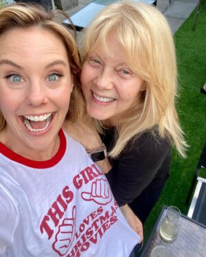 Barbara Niven Instagram - Look who I got to hug and catch up with last night! Ashley Williams! After she wrapped filming yesterday, she stopped at my hotel and we had a quick glass of win￼e. Oh my gosh, she is such a bright light. ￼￼And of course she’s wearing a T-shirt that says “This Girl Loves Christmas Movies”. ￼I loved doing #ChristmasInEvergreen movies with her, we have to find something else to do together soon. Did you know she’s also a Director now too? She truly is a difference maker, and a mentor who always remembers to pay it forward. I’m so proud of her, and so grateful she is in my life. Forever. 💃❤️￼