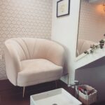 Barbara Lune Instagram – Bientôt 2020 !!! ❤️ Prête pour attaquer l’année avec mes cils par ma copine Megane chez @afavoritenails 😍
Elle a ouvert son salon dans le golf de saint Tropez (Gassin) 
N’hésitez pas à la contacter elle est top je suis fan 🔥🔥🔥
Je suis trop contente pour mes premières photos avec bébé 😋 
Je vous mets toutes ces prestations juste dessous ! Son salon est ouvert toute l’année ❤️ Salon de beauté spécialisé dans l’onglerie et le regard ✨

Prestations proposées : * semi permanent * Gel & rallongement au chablon
* Beauté des pieds complète ( gommage … ) * Extension de cils ( cils à cils / Russe ) * Réhaussement de cil & teinture * Épilation sourcil & teinture 
Situation : les Cyclades, route de Saint-Tropez, 83580 Gassin ☎️ 06 35 18 32 18 
@afavoritenails