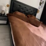 Barbara Lune Instagram – En vacances 🌞🌺 
Première sortie en maillot après mon accouchement ! 7 mois post partum ! 

Swipe left pour voir le avant/après de ma chambre avec SHEIN HOME 😍

C’est les #SHEINFrenchDays2023 🇫🇷🔥❤️

La livraison gratuite dès 9€ d’achat 
Et
50% de réduction pendant 24h !!!

Code promo : 23BARBARA 

(-15% dès 29 d’achat, -20% dès 69 d’achat sur tout le site français )

@sheinfrance_
#SHEINchezmoi #SHEINFrenchDays2023#SHEINpartner
#ad

Réf du maillot : 8213227
Réf cover up : 2385631

Réf Shein home : 

1pc Khaki Satin Fitted Sheet, Minimalist Fabric Fitted Bottom Sheet For All Season	13215943	

3pcs Satin Duvet Cover Set, Imitation Silk Bedding Set, Solid Color Quilt Cover Set (1pc Duvet Cover And 2pcs Pillowcases)	1012920

1pc Artificial Plastic Flower	11304958

1pc Plastic Decorative Vase, Dried Flower Container, Creative Flower Insert Ornament For Indoor	11312956

#nofilter #collaborationcommerciale