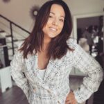 Barbara Lune Instagram - La meuf est tellement contente d’avoir perdu 3kgs qu’elle se fait déjà la garde robe pour cet été avec @sheinfrance_ ! ❤️ Vous préférez la 1,2 ou 3?! 😍 #SHEINwintersale est en cours. #sponsorisé Code : LUNE23 (-15% supplémentaire sans minimum d'achats sur tout le site français)