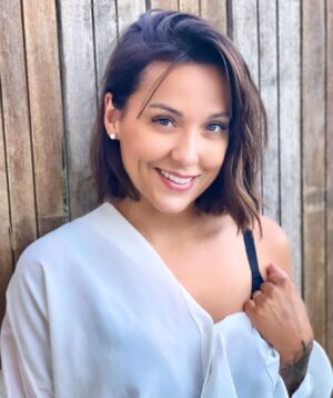 Barbara Lune Instagram - I did it again ... ✂️🤣❤️

Cils by : 
@beautyfactory_sttropez
