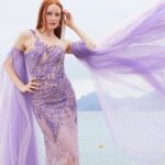 Barbara Meier Instagram – ᴬᴺᶻᴱᴵᴳᴱ Ich bin ja jedes Jahr auf dem Filmfest in Cannes und liebe die Stimmung hier einfach. Man trifft so viele Kollegen, Geschäftspartner und Kunden und schmiedet Pläne für tolle Projekte. Dieses Jahr gibt es ein weiteres Highlight, denn @magnum stellt hier seine beiden neuen Kreationen vor – Euphoria Pink Lemonade & das vegane Chill Blueberry Cookie. Ich bin ja echt ein Riesenfan von Eis. Gestern stand ganz im Zeichen von Chill. Am Nachmittag kam die Sonne raus und wir haben auf dem Magnum Beach relaxt und den Abend durften wir bei einem superleckeren Dinner ausklingen lassen. Zwei echte Entspannungsmomente zwischen dem ganzen Filmfest-Trubel. #MagnumEuphoria #MagnumChill #FolgeDeinemGenuss 

Dress 1: @caviar.couture
Via @mephistophelesproductions

Dress 2: @dobrzanska_couturehouse
Jewlery @lamarquisejewellery
Via @theredcarpetshowroom