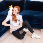 Barbara Meier Instagram - ᴬᴺᶻᴱᴵᴳᴱ Wie Ihr wisst, unterstütze ich den WWF ja schon seit Jahren und bin ganz begeistert von all den tollen Produkten, die sie in ihrem neuen Onlineshop anbieten. 🖤🤍 Es ist ja leider immer noch nicht ganz einfach, cool designte, fair produzierte Kleidung zu finden. Da ist es so praktisch, wenn man dann einen Anlaufpunkt hat, wo man wirklich drauf vertrauen kann, dass alles, was man dort findet auf jeden Fall mit ressourcenschonenden Prozessen und nachhaltigen Herstellungsverfahren produziert wurde. Zudem fließen alle Erlöse des WWF Onlineshops in die Arten- und Naturschutzprojekte des WWF Deutschland. 🌍 Und ich hab sogar eine kleine Überraschung für meine Kleinen gefunden. Marie-Therese hat gelernt, was ein Buschbaby ist und war ganz verwirrt, wieso ein Busch Babys bekommen kann. 😂 ❤️ Den Shop findet Ihr unter: shop.wwf.de @wwfmarket @wwf_deutschland @veja #fairfashion #sustainablefashion #nachhaltigkeit #wwf #sustainability