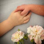 Barbara Meier Instagram - Meine kleine Schwester Emilia Elise ist da! ❤️ Ich freue mich sehr, dass es Mama und Emilia so gut geht und wir nun endlich zu viert sind! Die letzte Woche haben wir genutzt, uns ganz ohne Trubel kennenzulernen und uns als Familie zu Hause neu einzuleben. Ich teile mein Spielzeug schon ganz fleißig und bin ganz fasziniert von diesen süßen kleinen Händen! ❤️ Ich freue mich auf unsere gemeinsame Zukunft! Liebe Grüße auch von Mama und Papa! Marie-Therese 💋 PS: Genau wie mein Vorname ist auch der Vorname meiner kleinen Schwester inspiriert von unseren Vorfahren. Es ist toll, dass wir so ein kleines Andenken an sie bewahren können ❤️