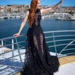 Barbara Meier Instagram – ✨Filmfest Cannes✨
Nur hier gibt es schon nachmittags so elegante Events auf dem Wasser (und an Land 😄)
Aber irgendwie auch schön, dass sich alle so hübsch machen um Filme zu schauen… 

#cannes #dinnerevent #celebratingmovies #celebrate #gown #glambyme