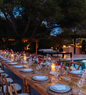Barbara Meier Instagram - ✨ A night to remember ✨
Celebrating movies and music with #hallmannentertainment and of course celebrating Taikas birthday with an incredible party! 
Thank you my dear husband for the amazing dinner that will be remembered for a long time ❤️

@vasjmorgan : you are the best 😘🙏🏻

#celebrating #movies #happybirthday #hallmannentertainment #ibiza #ritaora ❤️

Photos: (c) Tiziano D.