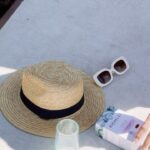 Barbara Opsomer Instagram - Et si votre peau pouvait parler, que dirait-elle ? Découvrez les compléments alimentaires RICHELET Hydratation de la Peau, mon allié pour une peau éclatante. Grâce à l’huile de carthame, la biotine et les vitamines B2 et B3, ma peau est nourrie de l’intérieur et retrouve sa vitalité. La vitamine C renforce sa fermeté, tandis que la vitamine D et la vitamine A stimulent son renouvellement cellulaire. Avec RICHELET, ma peau rayonne de santé. Je ne peux plus me passer de ses bienfaits, ma peau est hydratée en profondeur, éclatante et visiblement plus ferme. RICHELET est devenu un indispensable de ma routine beauté, pour une peau saine et lumineuse jour après jour. Son petit plus ? Il est adapté à tous types de peaux. @richeletbeaute #collaborationcommerciale