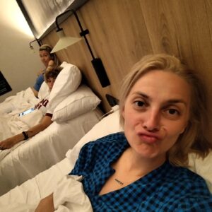 Barbora Poláková Instagram - *nejky na výletě* 1. #evčamarčabarča #barcelona ♥️