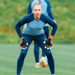 Barbora Votíková Instagram - 2 final weeks. Počet děr v legínách: 0 ✅