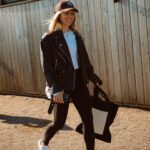 Barbora Votíková Instagram – ,,Nahoď outfit” day at Spurs! ✌🏼@spurswomen