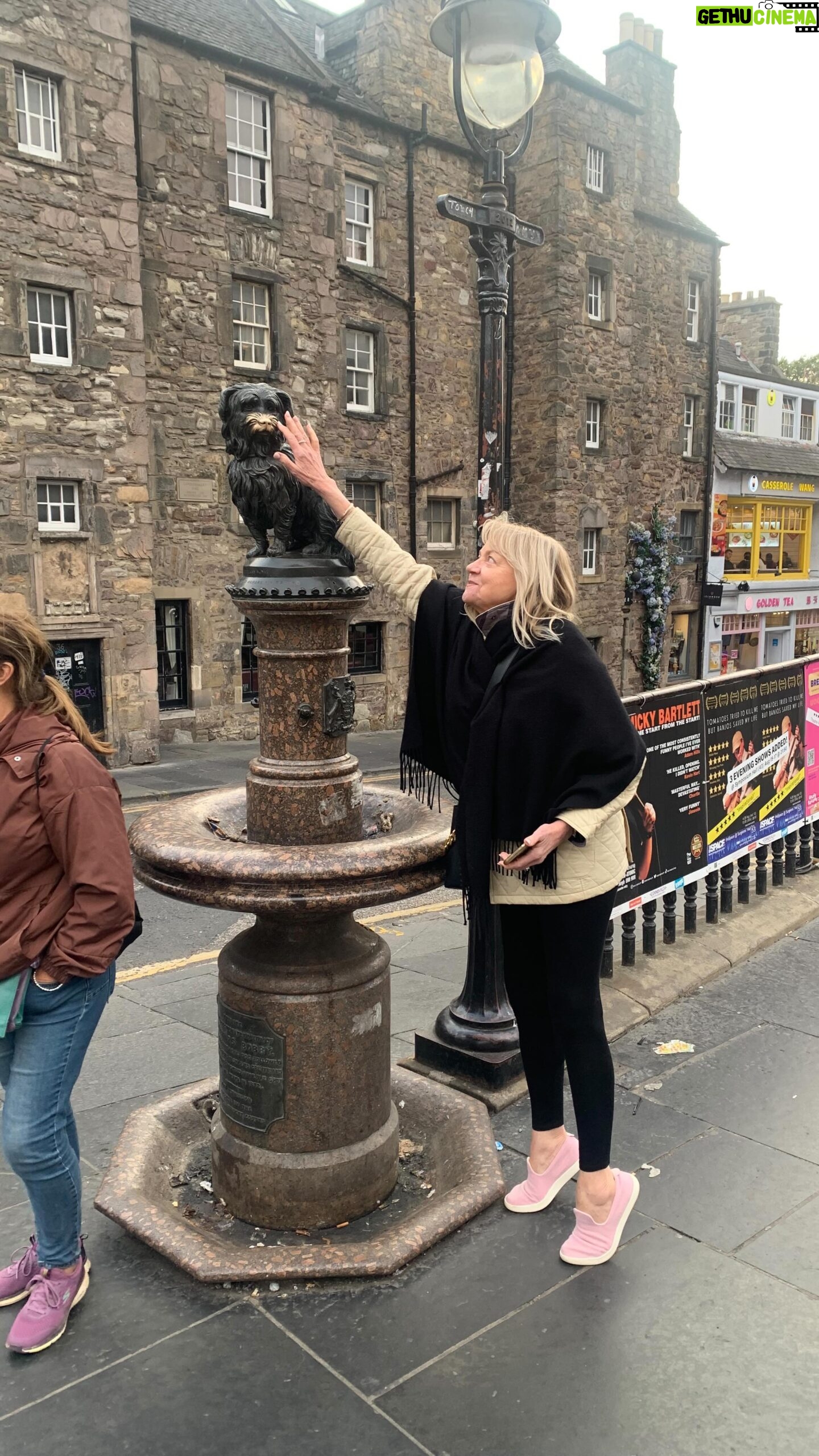 Barrett Wilbert Weed Instagram - Mom’s birthday in Scotland!!