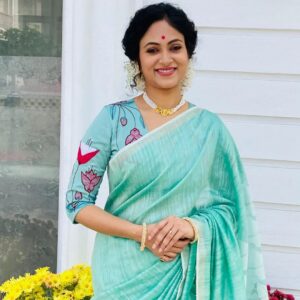 Basabdatta Chatterjee Instagram - আসছে জি বাংলা সোনার সংসার ২০২৪.....

#zeebangla #sonarsongsar2024#event #shooting #promo

Photo courtesy  Sujay da