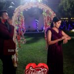 Bavithra B Instagram - ROSE🌹 kuduka pogum anaivarukkum all the best 😁 #SunTV #ValentinesWeek #ValentinesDay #SunReels #SunDigital