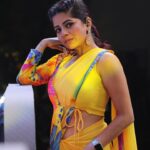 Bavithra B Instagram - My fav yellow ☺️ PC @s.a_arun_ Outfit @hema_lingam_ #misssouthindia2017 #misssouthindia #suntv #suntvanchor #ranjithame #ranjithameonsuntv #singapenne #singapenneonsuntv #bavithra #singapennemithra