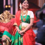 Bavithra B Instagram - 👑 #misssouthindia2017 #misssouthindia #suntv #suntvanchor #ranjithame #ranjithameonsuntv #singapenne #singapenneonsuntv #bavithra #singapennemithra