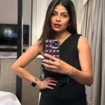 Bavithra B Instagram - On this last of Jan 2024 I’m posting a picture from the 1st day of Jan 2024 🤭 #bavithra #anchorbavithra #vjbavithra #misssouthindia2017 #misssouthindia #suntv #suntvanchor #ranjithame #ranjithameonsuntv #singapenne #singapenneonsuntv