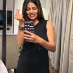 Bavithra B Instagram - On this last of Jan 2024 I’m posting a picture from the 1st day of Jan 2024 🤭 #bavithra #anchorbavithra #vjbavithra #misssouthindia2017 #misssouthindia #suntv #suntvanchor #ranjithame #ranjithameonsuntv #singapenne #singapenneonsuntv