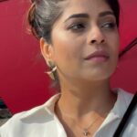 Bavithra B Instagram - Parandhu povomaaaa ??? 👐🏻 #misssouthindia2017 #misssouthindia #suntv #suntvanchor #ranjithame #ranjithameonsuntv #singapenne #singapenneonsuntv #bavithra #singapennemithra