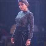 Bavithra B Instagram - Saw your face and the damage was done Pc @s.a_arun_ Outfit & styling @harshitha_pragathi #misssouthindia2017 #misssouthindia #suntv #suntvanchor #ranjithame #ranjithameonsuntv #singapenne #singapenneonsuntv #bavithra #singapennemithra