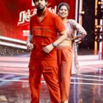 Bavithra B Instagram - Partner in crime 💥 @bavithraofficial 🙌🏼 #Ranjithame 🌟 Pc - @s.a_arun_ 🫂 Styling - @hema_lingam_ 💯 #vjaswath #aswathchandrasekar #suntv #ranjithameonsuntv #bavithra #singapenne #dynamicduo #partnerincrime #bts