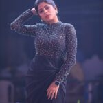 Bavithra B Instagram - Saw your face and the damage was done Pc @s.a_arun_ Outfit & styling @harshitha_pragathi #misssouthindia2017 #misssouthindia #suntv #suntvanchor #ranjithame #ranjithameonsuntv #singapenne #singapenneonsuntv #bavithra #singapennemithra