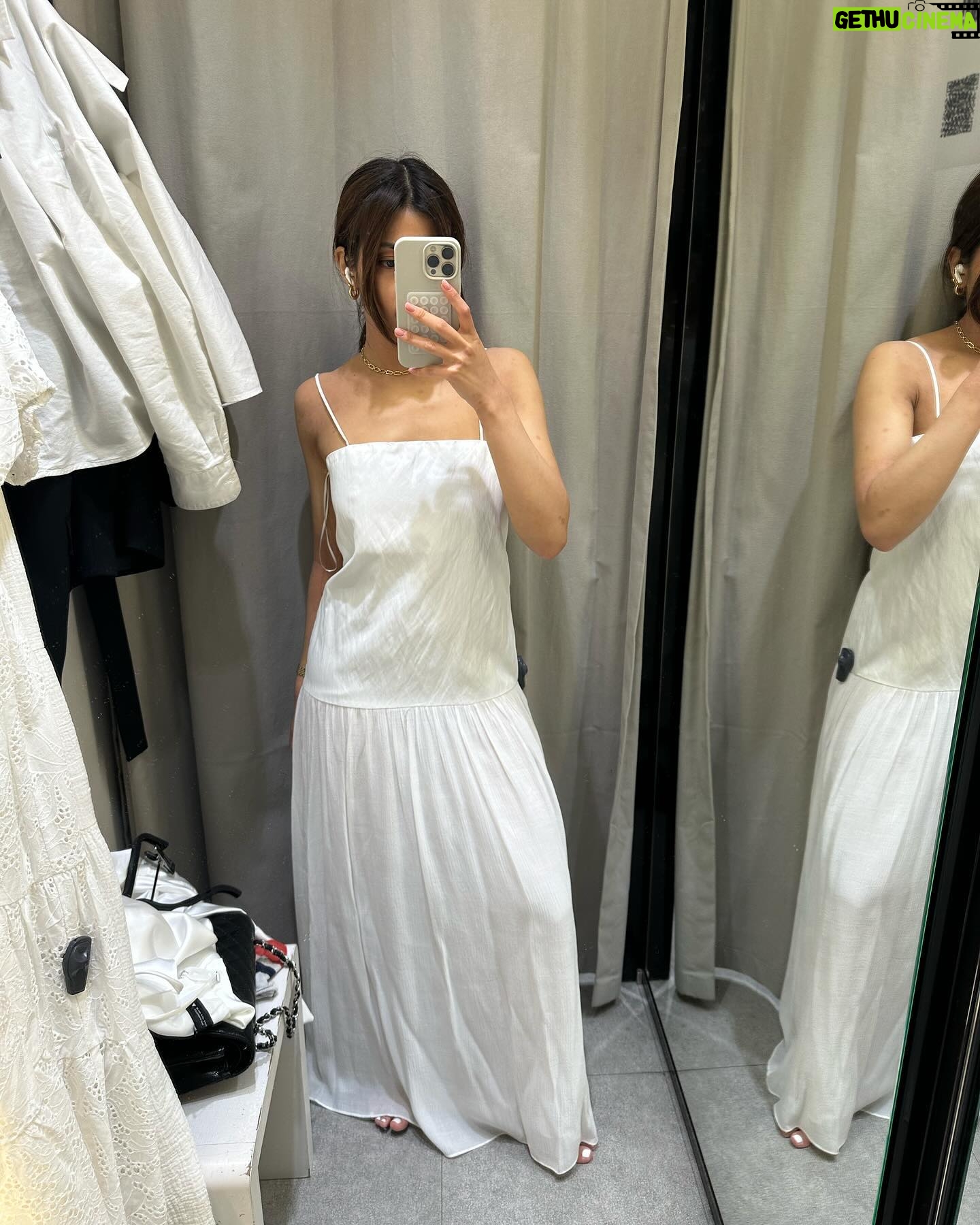 Bé Hà Nguyen Instagram - Náhodný mix mých oblíbených looků na jaro / léto z různých období a koutů světa. Najdete mezi nimi nějakého oblíbence?