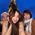 Bé Hà Nguyen Instagram - Nguyenovi a Vítězný oblouk, Nguyenovi a Eiffellova věž, Nguyenovi a Versailles, Nguyenovi a Louvre, Nguyenovi a Place Vendôme, Nguyenovi a Paříž.🇫🇷🍷🥖🫶