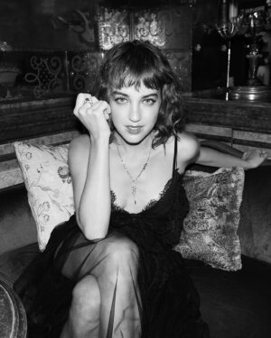 Beatrice Grannò Instagram - Date with @cartier in Venice 🖤

Ph by @gregwilliamsphotography 

#cartierlovescinema #venezia80