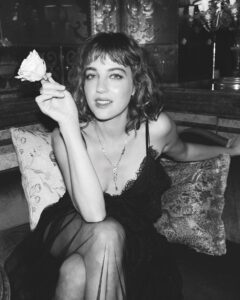 Beatrice Grannò Instagram - Date with @cartier in Venice 🖤 Ph by @gregwilliamsphotography #cartierlovescinema #venezia80