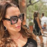 Beatriz Morayra Instagram - Tu baila 💃🏻 se Feliz y no jodas a Nadie 🙌🏻Recordar es vivír 🙌🏻 #ᴛʙᴛ #Miami ☀️#tbt🔙📸 🍒#tbthursday 🍓ya me vi… 💅🏻 #BeatizMorayra 🍒🍓♥️