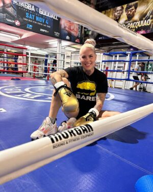 Bec Rawlings Instagram - Another amazing photoshoot by @elslapoboxeo 📸 😂