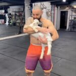 Bec Rawlings Instagram - Melbourne 👏🏻 people 👏🏻 This guy fights this Saturday night 🥊 @teamellisboxing - Melbourne Pavilion 🥊 come show your support, tickets in my bio 😘