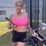 Bec Rawlings Instagram – 🙄 whatever Adrian. @elslapoboxeo 🥩