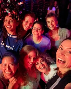 Becca Scott Instagram - Flexin on the fact my friends are so smokin, line dancing at @stud.country