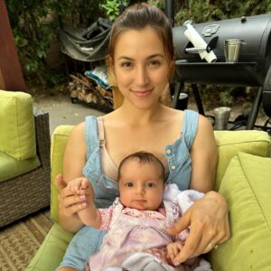 Becca Scott Instagram - Mama and baby, chillin.