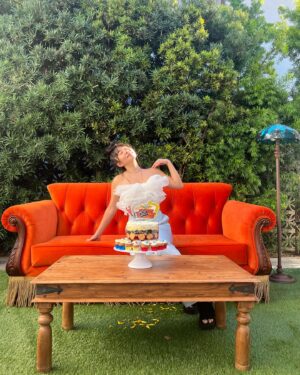 Becktoria Instagram - The Orange Series - Life.