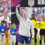 Becky Sauerbrunn Instagram - STL! My heart is so full! To celebrate this milestone with my family and my teammates meant so much. To do it with 22,294 of my closest friends 😉 in @stlCITYPARK took a special moment and made it incredible. Thank you to everyone who’s made this journey possible—much love ❤️