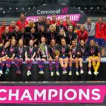 Becky Sauerbrunn Instagram - Love this team! Best f***in’ job in the world!