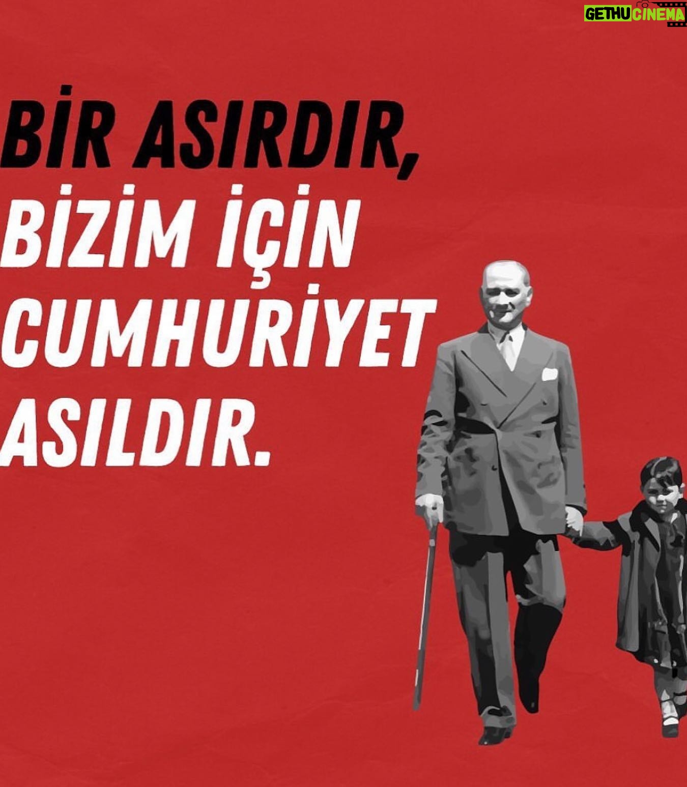 Begüm Birgören Instagram - Cumhuriyet’imiz kutlu olsun!🇹🇷♥️
