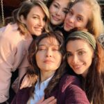 Begüm Birgören Instagram - Girl power! ♥️💥 #wecandoit💪🏽