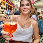 Begüm Birgören Instagram - Munich’e özel bir karem yok ama yine de paylaşıyorum.🤍